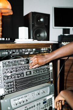 Hand tuning sound mixer panel