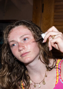 Pretty Teen Skin Care dropper 