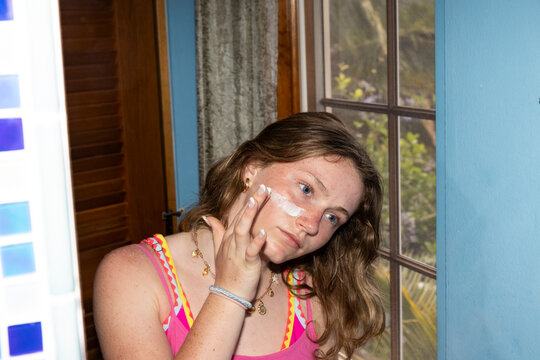 Pretty Teen Skin Care at home 