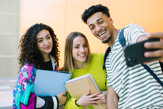 students posing for a selfie