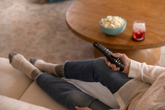 Hand tv remote control cozy socks 