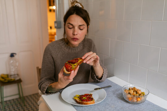 Tomato Avocado Toast Bite