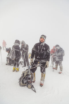 a halt for climbers in winter conditions during an ascent