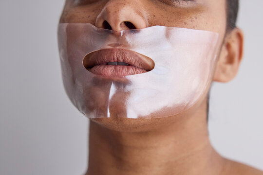 Woman wearing a cosmetic face mask 