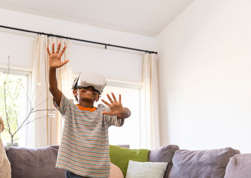 Virtual Reality Headset hand in air 