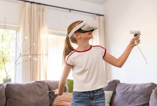 Virtual Reality Headset Futuristic 