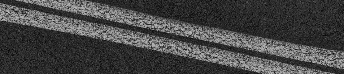 Bandes doubles sur asphalte 