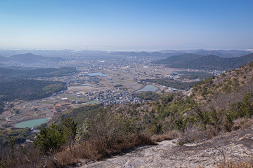 高御位山（たかみくらやま）兵庫県加古川市と高砂市にまたがる標高304mの山のハイキング中に見える風景