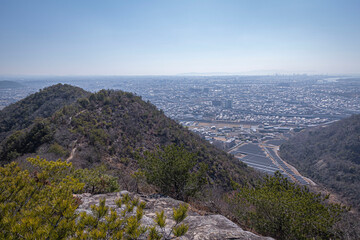 高御位山（たかみくらやま）兵庫県加古川市と高砂市にまたがる標高304mの山のハイキング中に見える風景
