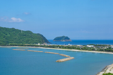 日本三大トンボロの一つである甑島のトンボロ地形