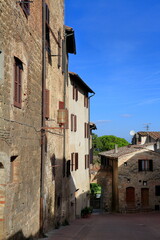 Naklejka premium The historic medieval center of the Italian hill town of San Gimignano, Italy