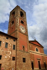 Naklejka premium The historic medieval center of the Italian hill town of Colle di Val d' Elsa, Siena, Tuscany