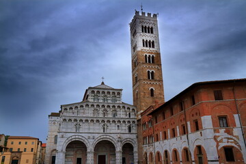 Naklejka premium Piazza San Martino square with Lucca Cathedral, Tuscany, Italy