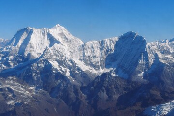 Fototapeta premium Close up view of peaks in the Himalayan range, Nepal