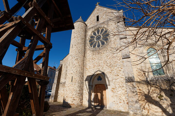 Saint-Remy is a historic church situated in Ferrieres-en-Brie, France.It dates back to the medieval period, with its earliest elements often attributed to the 12th or 13th century.