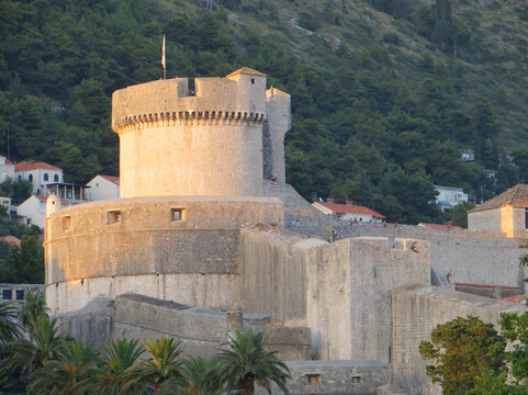 Minceta Tower and Dubrovnik medieval old town city walls. Locally known as Tvrdava Minceta, the fortress was named after the Mencetic family who owned the ground which the tower was built upon.