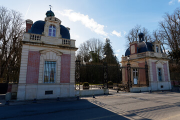 Built in the 19th century at the request of the Rothschild family, the Ferrieres is one of the largest and most sumptuous castles in the parisian region.