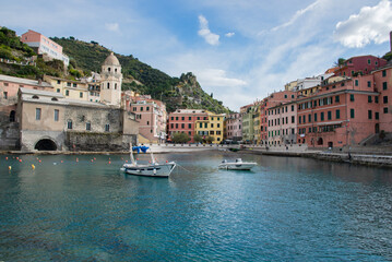Vernazza, with colorful buildings lining the waterfront