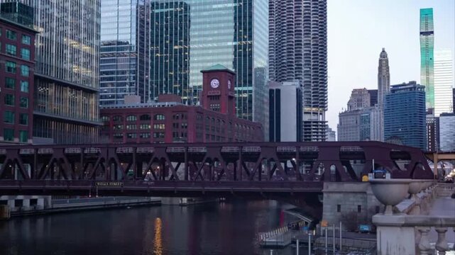 Sunset timelapse in Downtown Chicago