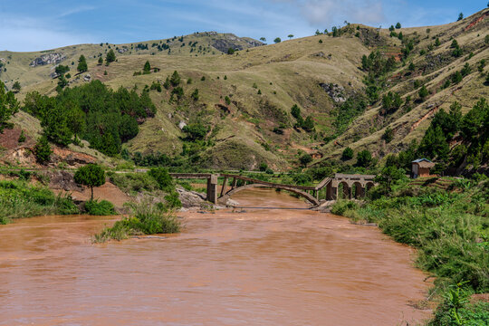 Madagascar, on the national road RN7  the destroyed bridge FATIHITA  of the river Mania. 