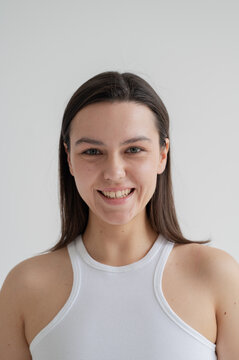Portrait of a smiling woman