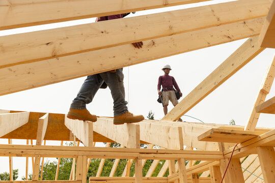  Construction Worker Framer stand house  