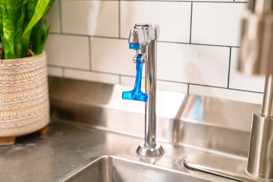 water bottle refill 
