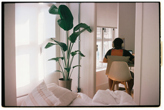 Desk Window Headphones Film