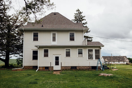 Vintage Style Farmhouse