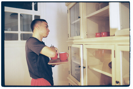 Organizing Coffee Mugs