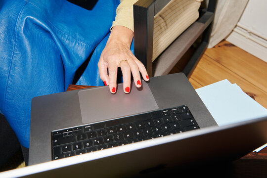 Touchpad Moment