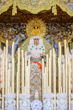 Esperanza Macarena on Palio Float, Good Friday Madrug&aacute; Dawn Procession