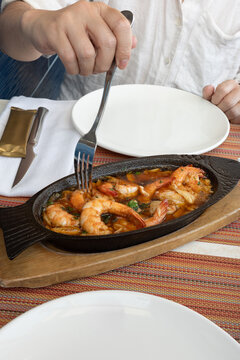 Garlic Prawns in Sizzling Pan
