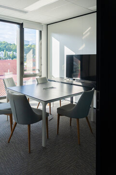 Modern Meeting Room in a Bright Office Space With City View