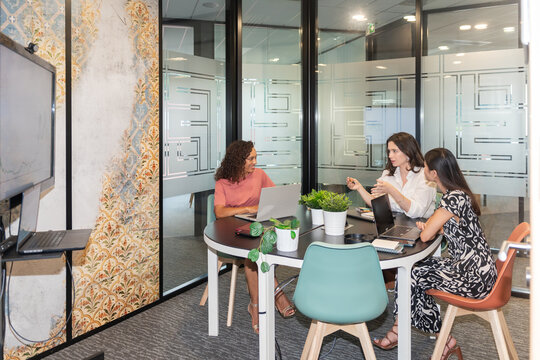 Group Collaboration in a Modern Office Meeting Space