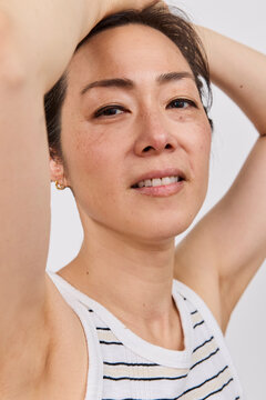 Beautiful woman in studio 