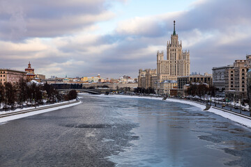 Residential building on Kotelnicheskaya Embankment