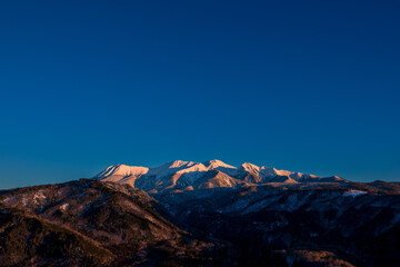 夕照の御嶽山　岐阜県 下呂市 小坂町 御嶽パノラマラインから