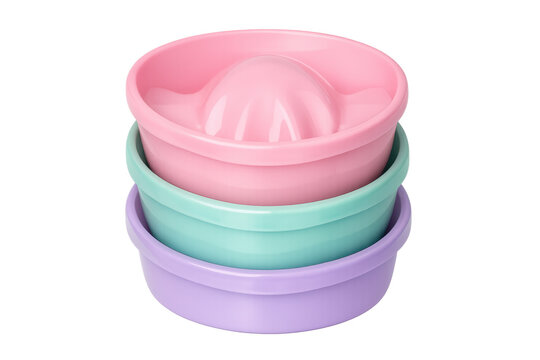 Stacked manual plastic reamers for citrus juicing