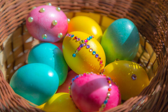 Easter basket with eggs close-up
