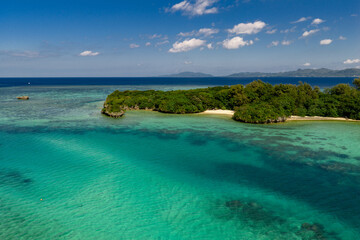石垣島川平湾のマジパナリ（ドローンによる空撮）