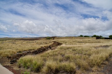Puukohola Heiau National Historical Park: Ruins and Grassland Scenery
