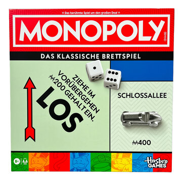 Dortmund - Deutschland 23. Februar 2026 - Brettspiel Karton Deckel Monopoly