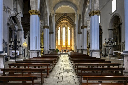 Church of the Dominicans, Central nave, Elvas, Alentejo, Portugal