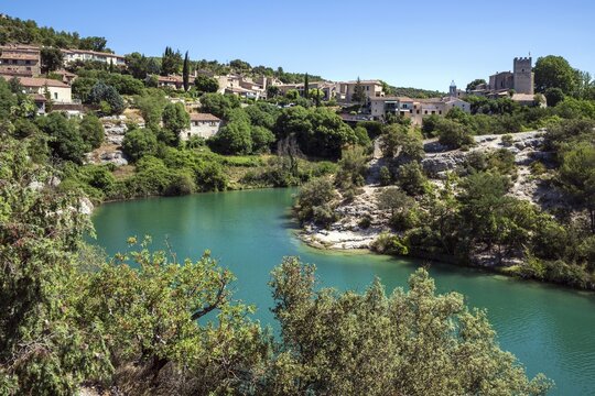Esparron-de-Verdon, front Ravin d Albiosc, Lac d Esparron, Provence-Alpes-C&ocirc;te d'Azur, Provence, France