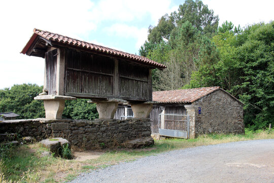 Traditional Galician Horreo near Ligonde July 2024