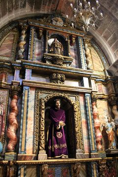 Statue of Jesus in Purple Robe Melide July 2024