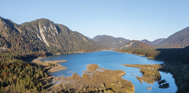 Aerial view, Upper Isar at the Sylvenstein reservoir, autumn in the mountains, Upper Bavaria, Bavaria, Germany
