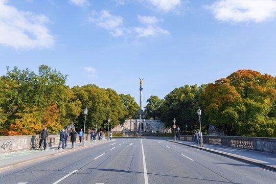 Luitpold Bridge over the Isar, street with peace angel, peace monument, in autumn, Munich, Germany
