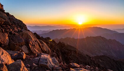 Obraz premium Sunrise Over Mountain Peaks Breathtaking Vista for Adventure Travel and Inspirational Scenery Photography.